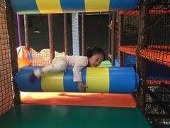 -蒙特利亲子乐园