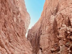 -天山神秘大峡谷