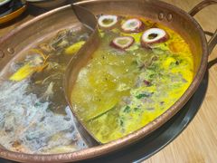 -洱火云南酸菜牛肉火锅(石景山当代商城店)