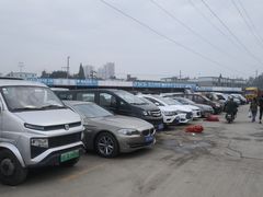 -亮佳鸿华二手市场