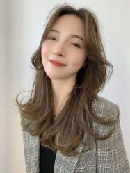 -鏡沙龙发型设计
