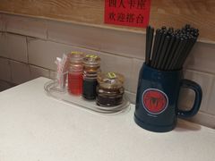 -潮庭港式茶餐厅·熊仔奶茶(同济广场店)