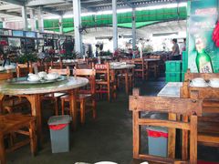 大堂-四川小胡子海鲜(丁村万人海鲜广场店)