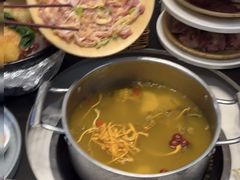 -煲王粤菜餐厅(中侨中心店)