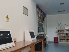 -宝安区图书馆(石岩街道分馆)
