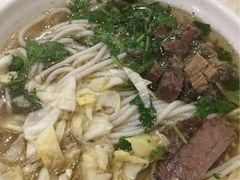 -花溪王记牛肉粉(四季花溪商场店)