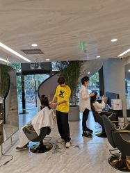 -简法造型·品牌形象店