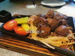 铁锄牛肉-穹六人间 people 6(岳阳路店)
