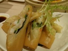 烟三文鱼鲜虾脆春卷-陶陶居海鲜酒家(新马路店)