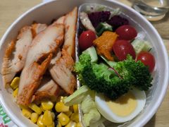 炙烤鸡胸肉沙拉-innewgogo纽麦轻食(滨北店)