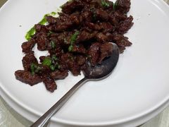 黑椒青酱牛肉粒-将相和·海鲜蒸饺大连菜