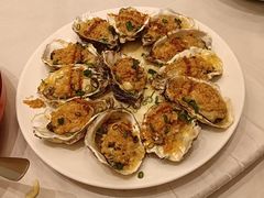 蒜蓉粉丝蒸生蚝-御彩酒家(东风东路店)