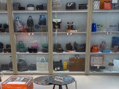 -FUN LUXURY范加奢品(蟠龙天地店)