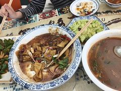 -壹阁胡羊焖饼(特色小吃街店)