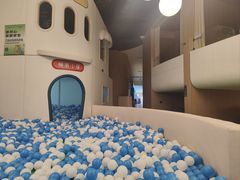 -涨巢·潮玩水疗局