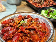 -巴厘龙虾·榜首油焖大虾(音乐学院·沿江酒馆店)