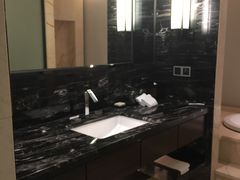 -中山利和希尔顿酒店