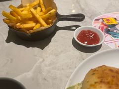 -必胜客(上海新南方商城PH店)