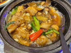 -荣誉海鲜酒楼(海湾店)