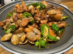 蛤蜊炒鸡-木柴豆腐·活海鲜·鲁菜(岚山路店)