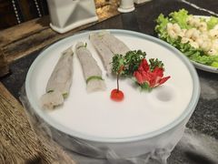 -大匠工房古船木艺术餐厅·猪肚鸡专门店(长白仙岛店)
