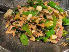 -费大厨辣椒炒肉(黄兴中心广场店)