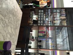 iphone_upload_pic-星巴克(上海虹桥站2A检票口)