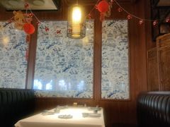 -八府香鸭·啫啫煲(华山路店)