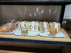 -韩国利尔面包(桂林路店)