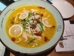 -胡桐里音乐酒馆(孝南店)