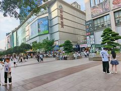 -观音桥步行街