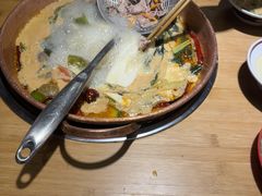 -洱火云南酸菜牛肉火锅(石景山当代商城店)