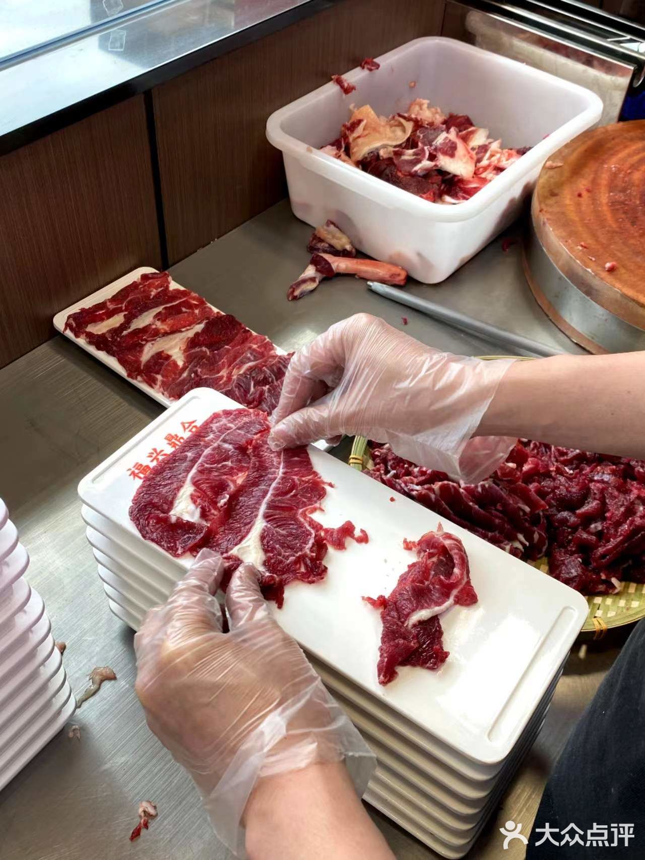 当然要爱咯,毕竟这家潮汕牛肉味道绝了