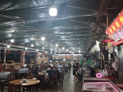 -洞密园美食城(富华路店)