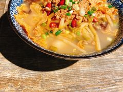 -粉家柳州螺蛳粉(杨宅路店)