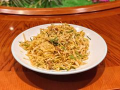 -小船渔村•大连菜•大连焖鱼(黄河路店)