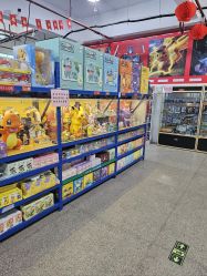 -逝水玩具折扣店