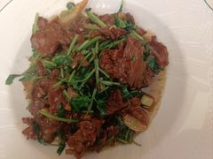 香菜摔打鲜牛肉-桂满陇·蟹黄小笼汤包(中山公园店)