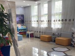 -茂菊口腔连锁(浦东南路店)