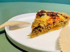 吞拿鱼派-山下C5cafe(惠通时代广场店)