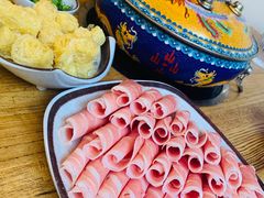 -毛辣果·贵州红酸汤牛肉火锅(西单店)