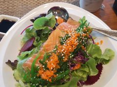 -Chom Cafe and Restaurant