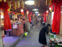 -鱼窝棚柴火铁锅炖(富山屯店)