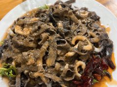 -二哥特色砂锅