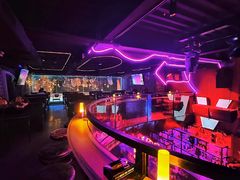 -vimi便利店酒吧