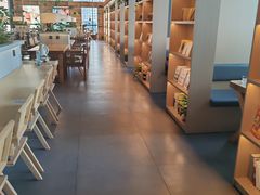 -魔方城市书房(中街益田店)