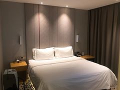 -麗枫酒店(北京学院路六道口地铁站店)