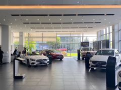 -奔驰上海利星(七宝店)