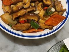 -小菜园新徽菜(宜兴八佰伴店)