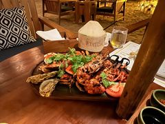 -三亚艾迪逊酒店·海滩烧烤 BARBACOA·现场乐队·浪漫晚餐·烧烤海鲜